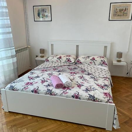 Apartments Mornar Poljica  ภายนอก รูปภาพ