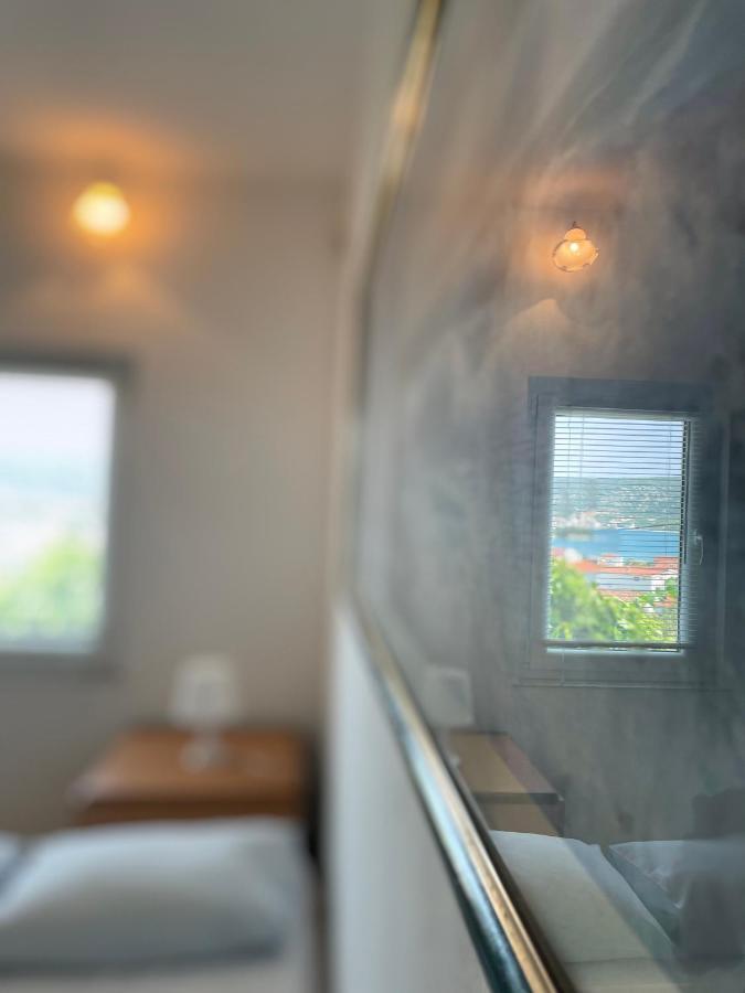 Apartments Mornar Poljica  ภายนอก รูปภาพ