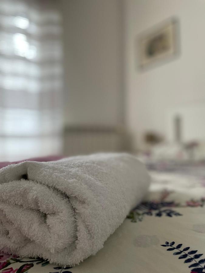 Apartments Mornar Poljica  ภายนอก รูปภาพ