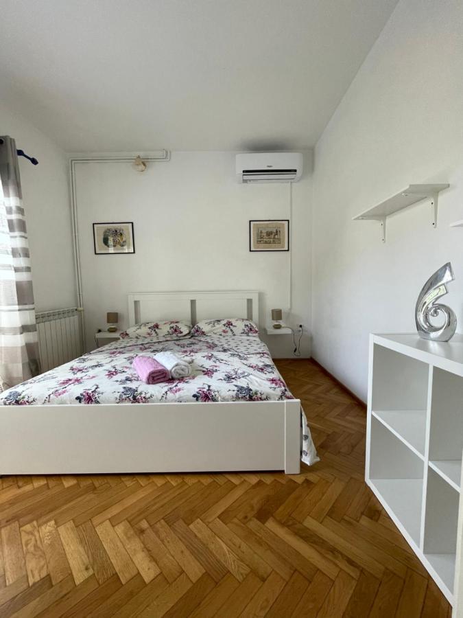 Apartments Mornar Poljica  ภายนอก รูปภาพ