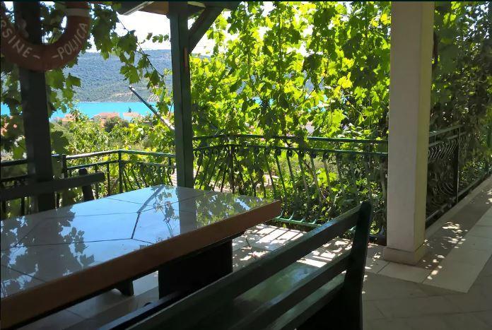 Apartments Mornar Poljica  ภายนอก รูปภาพ